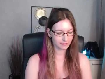 emma_lust94 on Chaturbate