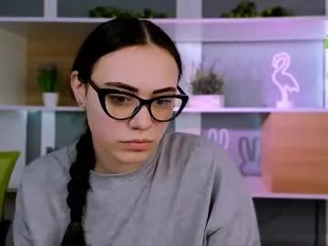 emma_swee on Chaturbate