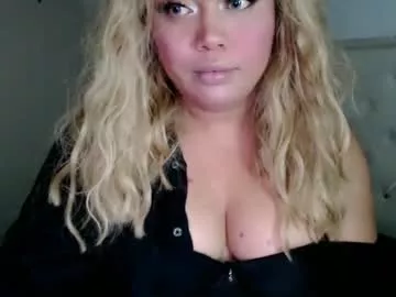 Offline emmawatsoons on Chaturbate