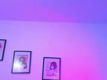 emybeecker on Chaturbate