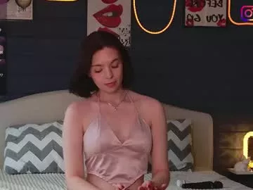 Offline eseensia on Chaturbate