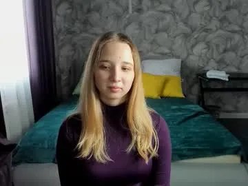 esme_brady on Chaturbate