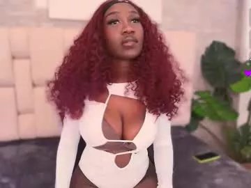 estefanyy_ on Chaturbate