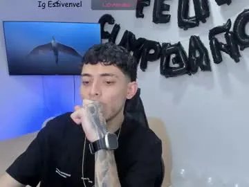 estivenvel — <3 <3 - Goal: undress me and enjoy #bigcock #feet #young #master #cum