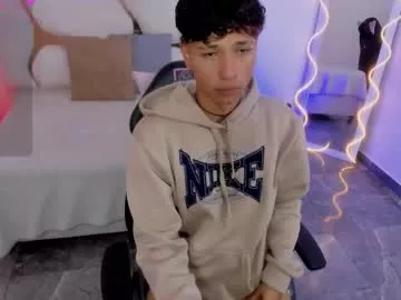 Offline ette_tay on Chaturbate