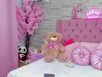 Offline evangelin_ts on Chaturbate