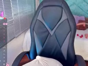 eveline_figeroa on Chaturbate