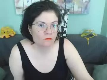 everly_rays on Chaturbate