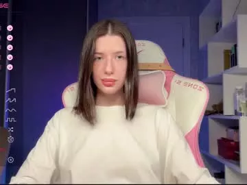 Offline fairy_bloomix on Chaturbate