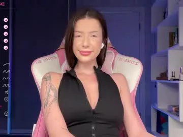 Offline fairy_bloomix on Chaturbate