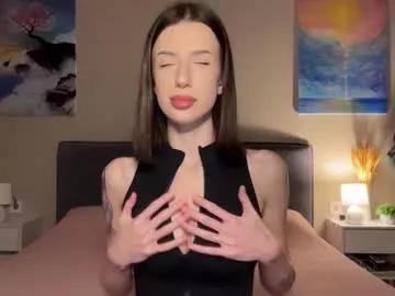 Offline fairy_bloomix on Chaturbate