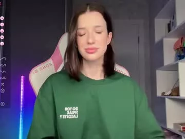 Offline fairy_bloomix on Chaturbate