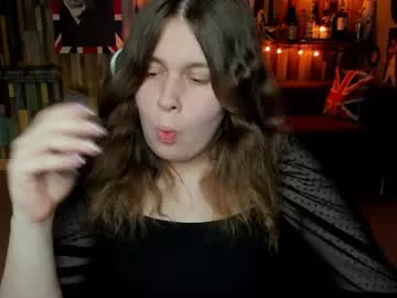 Offline fioramarmoris on Chaturbate