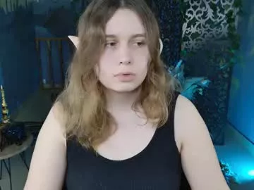 Offline fioramarmoris on Chaturbate