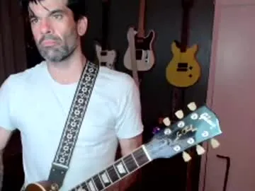 Offline flanneldong on Chaturbate