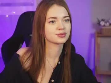 Offline flexyfoxy on Chaturbate