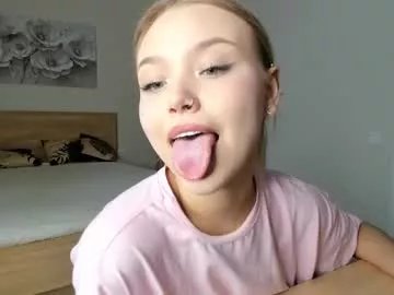 flooora_0 on Chaturbate