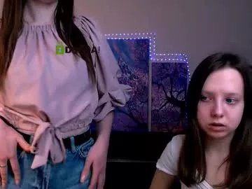 flora_ri on Chaturbate