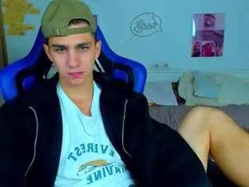 Offline frank_mooree on Chaturbate