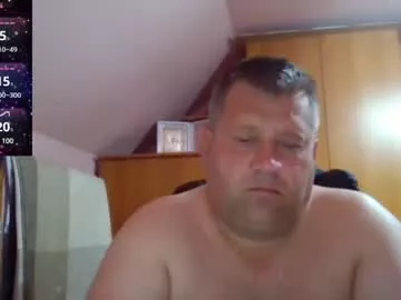 Offline freeboy80180 on Chaturbate