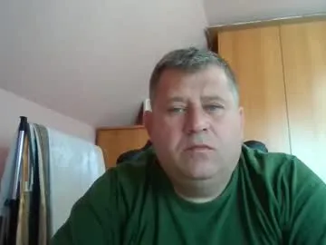 Offline freeboy80180 on Chaturbate