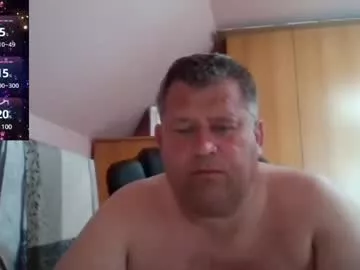 Offline freeboy80180 on Chaturbate