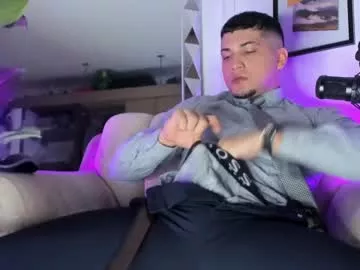 Offline gael_williams4 on Chaturbate