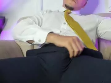 Offline gael_williams4 on Chaturbate