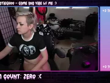 Offline ghostieghoo on Chaturbate