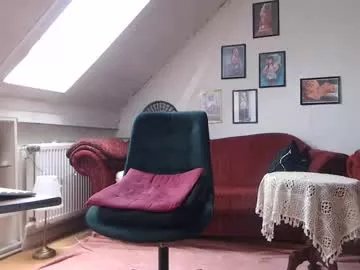 ginablondecam on Chaturbate