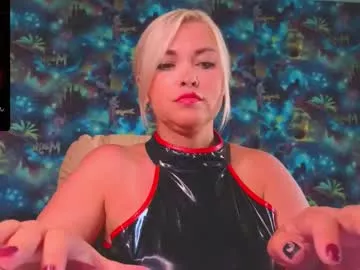 Offline goddess_isabella11 on Chaturbate