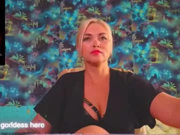 Offline goddess_isabella11 on Chaturbate