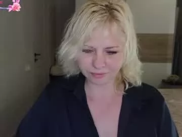 Offline gray_swann on Chaturbate