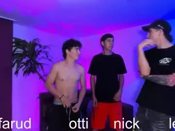 handsomeboys19 on Chaturbate