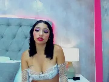 hazelmoret on Chaturbate