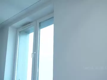 Offline hecola on Chaturbate