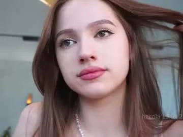 Offline hecola on Chaturbate