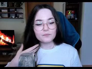 hell_hotline on Chaturbate