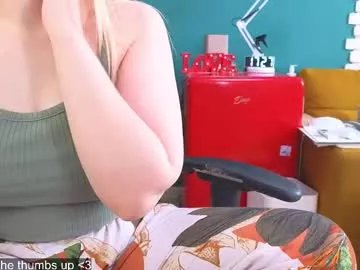 hell_l0ve on Chaturbate