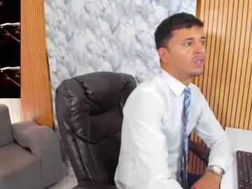 hiddenoffice on Chaturbate