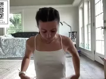 Private honeybelle8 on Chaturbate