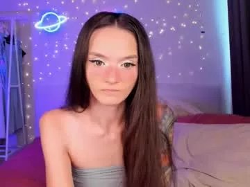 hottiesteverly on Chaturbate