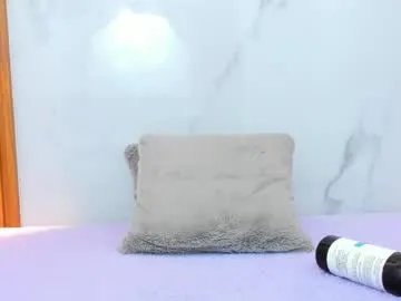 isabellamonet on Chaturbate