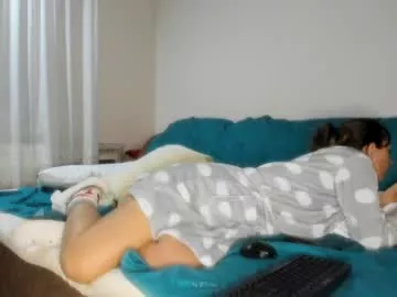 Offline issabelle_69 on Chaturbate