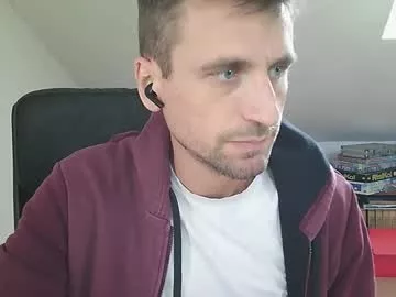 Offline italiano116116 on Chaturbate