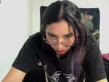 Offline jaadee18 on Chaturbate