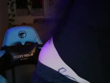 jademonet on Chaturbate