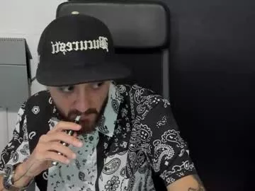 Offline jamesmyersx on Chaturbate