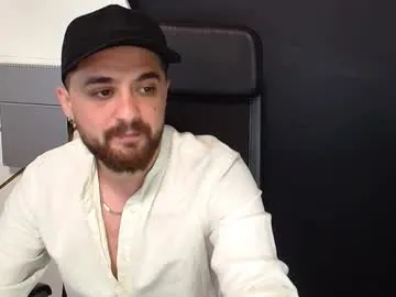 Offline jamesmyersx on Chaturbate