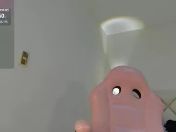 jane_clouds on Chaturbate